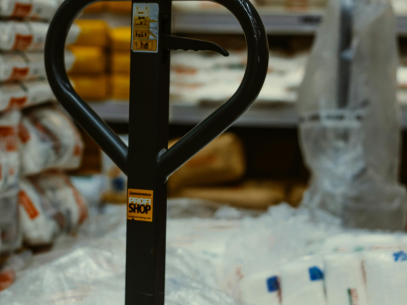 pexels-eduschadesoares-5498025.webp